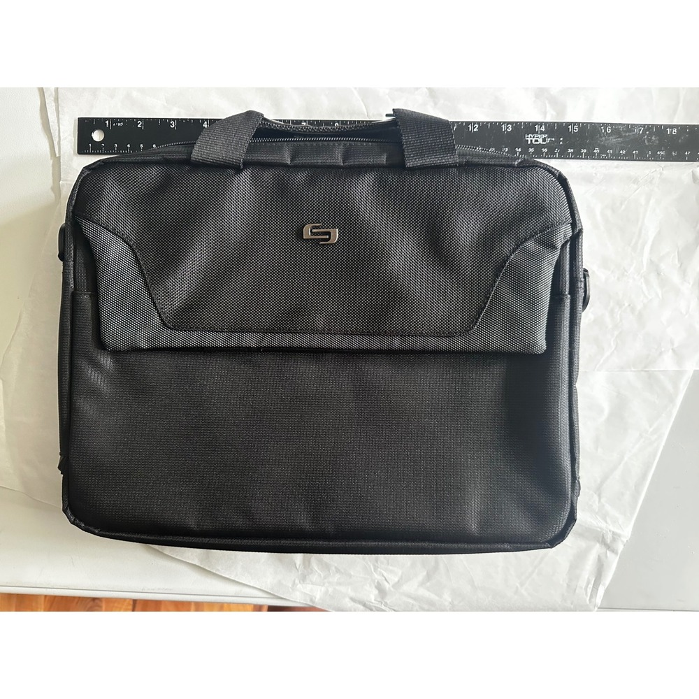 Solo Pro Slim Brief Black Laptop Bag Case Fits Up to 14.1 Inch Screen NWT